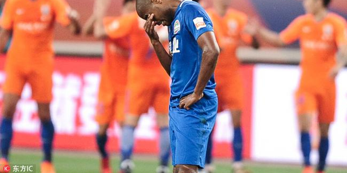 进球无效！VAR视频裁判介入，裁定越位在先，进球被判无效！(var进球有效)